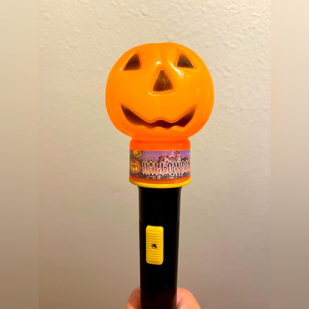 Vintage Halloween Pumpkin Blow Mold Safety Light Flashlight JOL Pumpkin Juction